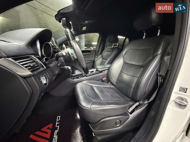 Позашляховик / Кросовер Mercedes-Benz GLE-Class 2015 в Одесі