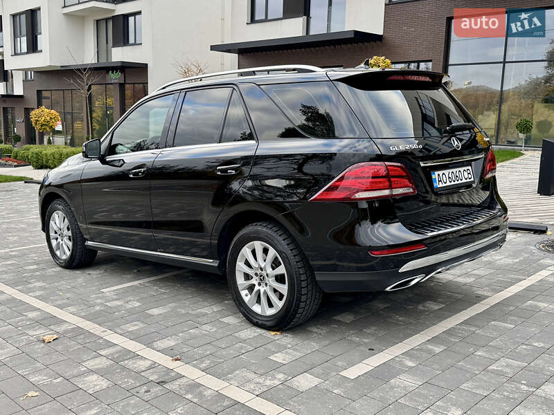 Позашляховик / Кросовер Mercedes-Benz GLE-Class 2017 в Ужгороді фото 8 Позашляховик / Кросовер Mercedes-Benz GLE-Class 2017 в Ужгороді