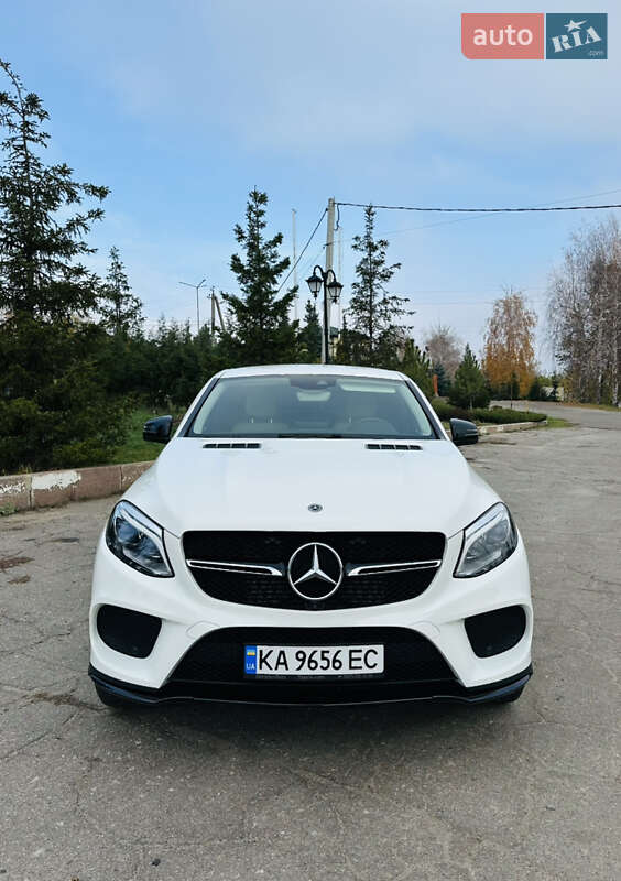 Mercedes-Benz GLE-Class 2018 Mercedes-Benz GLE-Class 2018