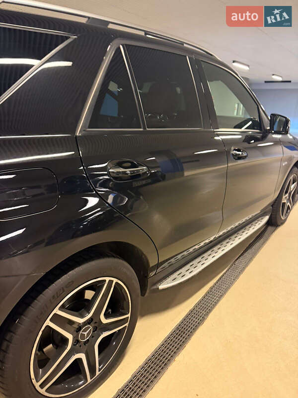 Внедорожник / Кроссовер Mercedes-Benz GLE-Class 2017 в Киеве