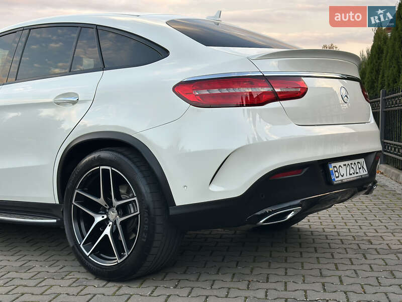 Внедорожник / Кроссовер Mercedes-Benz GLE-Class 2015 в Стрые