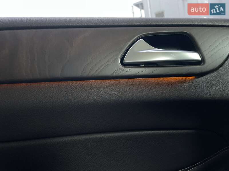 Внедорожник / Кроссовер Mercedes-Benz GLE-Class 2017 в Харькове фото 21 Внедорожник / Кроссовер Mercedes-Benz GLE-Class 2017 в Харькове
