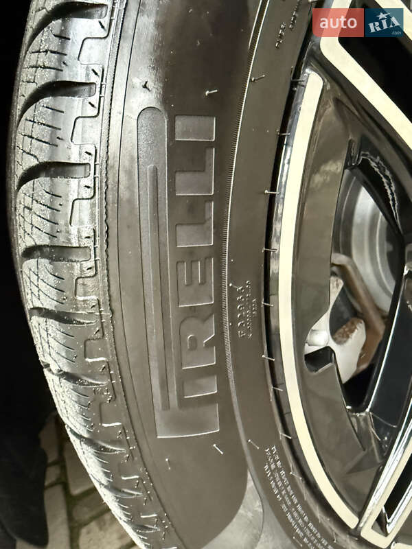 Позашляховик / Кросовер Mercedes-Benz GLE-Class 2020 в Броварах фото 22 Позашляховик / Кросовер Mercedes-Benz GLE-Class 2020 в Броварах