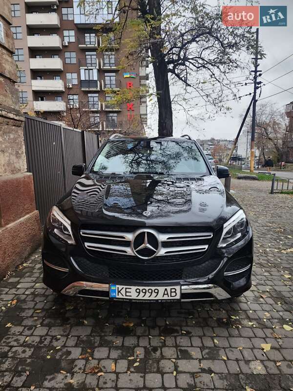 Внедорожник / Кроссовер Mercedes-Benz GLE-Class 2017 в Днепре фото 2 Внедорожник / Кроссовер Mercedes-Benz GLE-Class 2017 в Днепре