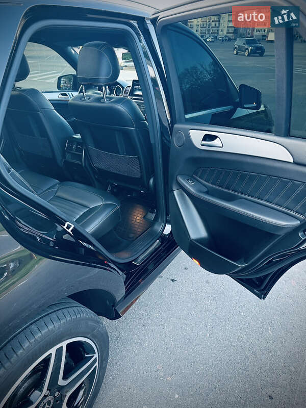 Позашляховик / Кросовер Mercedes-Benz GLE-Class 2016 в Києві фото 39 Позашляховик / Кросовер Mercedes-Benz GLE-Class 2016 в Києві