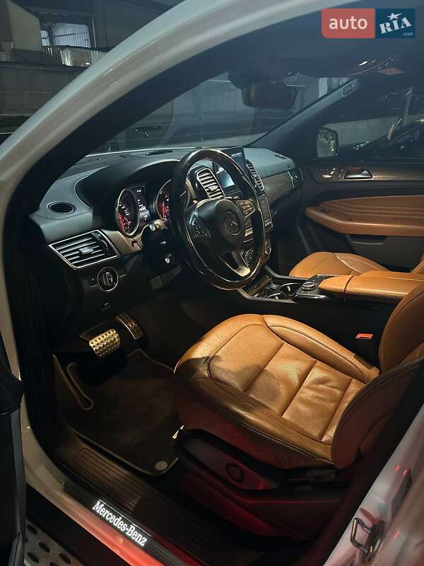 Внедорожник / Кроссовер Mercedes-Benz GLE-Class 2017 в Киеве фото 9 Внедорожник / Кроссовер Mercedes-Benz GLE-Class 2017 в Киеве