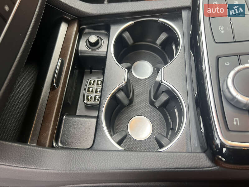 Позашляховик / Кросовер Mercedes-Benz GLE-Class 2017 в Києві фото 34 Позашляховик / Кросовер Mercedes-Benz GLE-Class 2017 в Києві