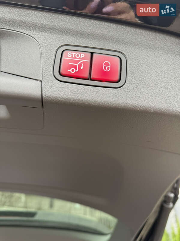 Позашляховик / Кросовер Mercedes-Benz GLE-Class 2019 в Києві фото 24 Позашляховик / Кросовер Mercedes-Benz GLE-Class 2019 в Києві