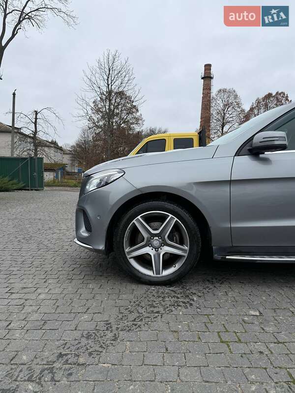 Внедорожник / Кроссовер Mercedes-Benz GLE-Class 2016 в Коростышеве фото 4 Внедорожник / Кроссовер Mercedes-Benz GLE-Class 2016 в Коростышеве