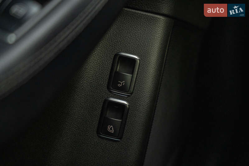 Внедорожник / Кроссовер Mercedes-Benz GLE-Class 2016 в Черновцах фото 22 Внедорожник / Кроссовер Mercedes-Benz GLE-Class 2016 в Черновцах