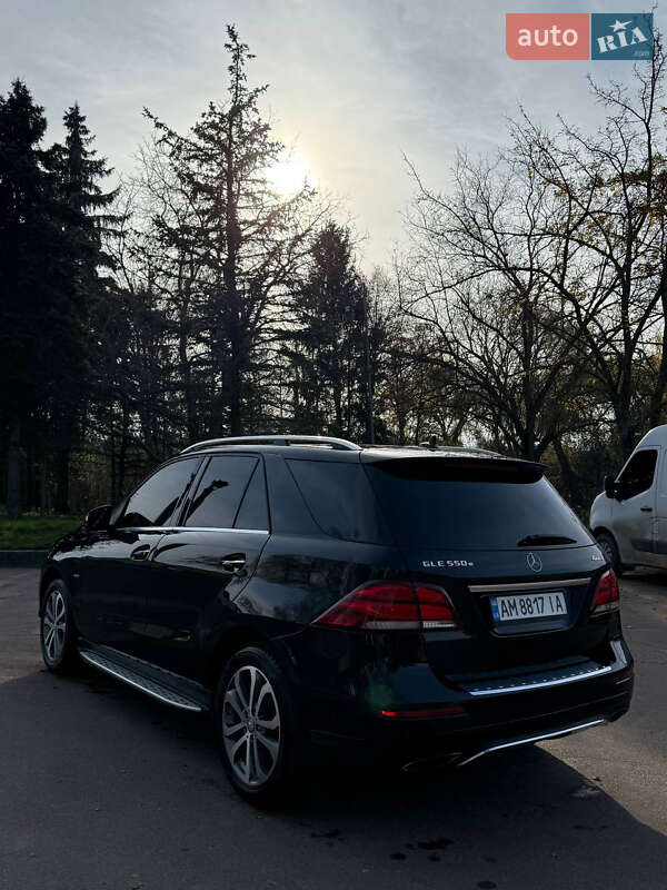 Внедорожник / Кроссовер Mercedes-Benz GLE-Class 2017 в Житомире