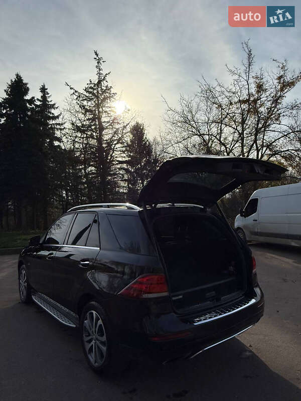 Внедорожник / Кроссовер Mercedes-Benz GLE-Class 2017 в Житомире