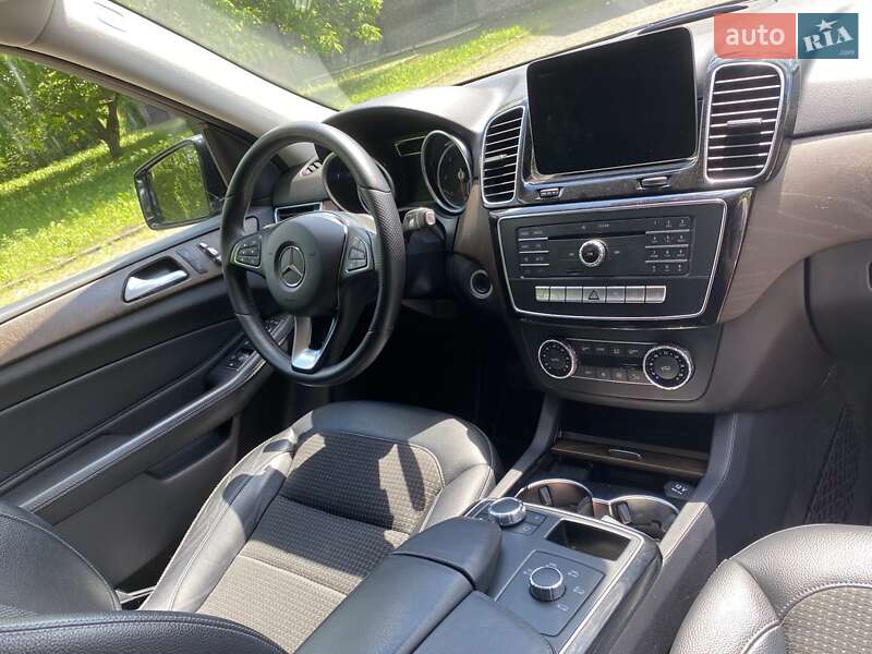 Внедорожник / Кроссовер Mercedes-Benz GLE-Class 2017 в Львове