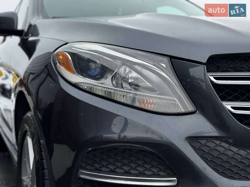 Внедорожник / Кроссовер Mercedes-Benz GLE-Class 2016 в Ровно