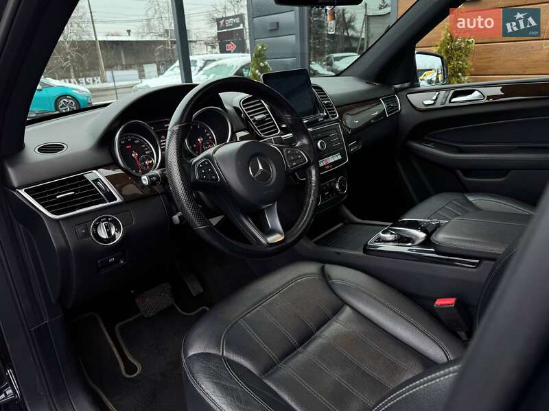 Внедорожник / Кроссовер Mercedes-Benz GLE-Class 2016 в Ровно