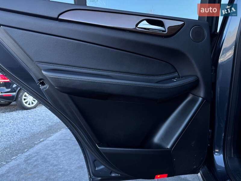 Внедорожник / Кроссовер Mercedes-Benz GLE-Class 2016 в Ровно