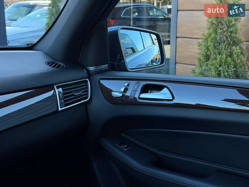 Внедорожник / Кроссовер Mercedes-Benz GLE-Class 2016 в Ровно