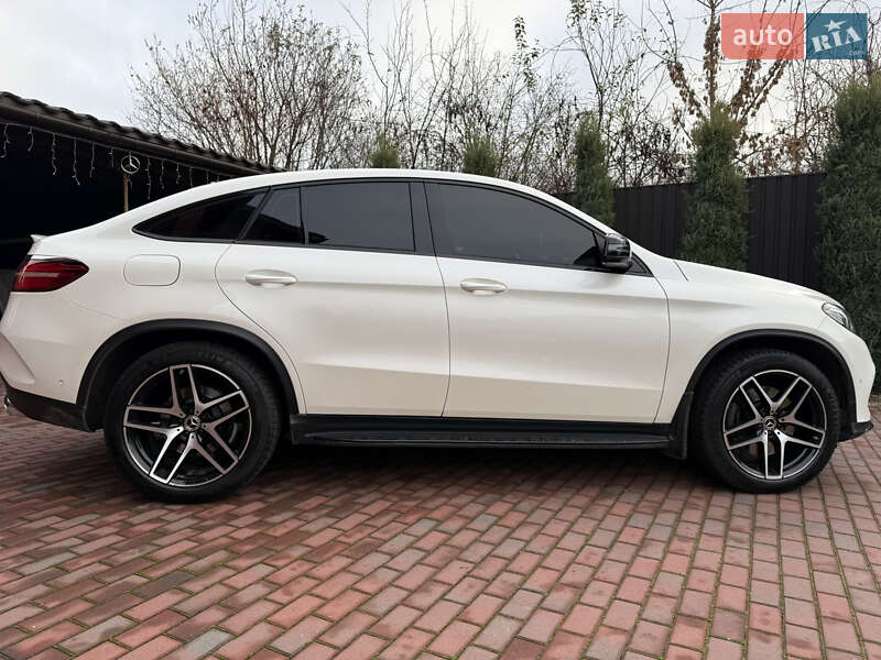 Позашляховик / Кросовер Mercedes-Benz GLE-Class 2018 в Києві