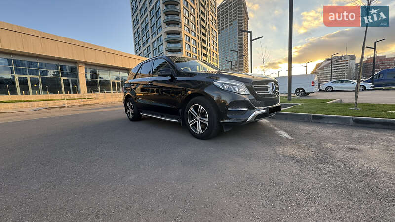 Внедорожник / Кроссовер Mercedes-Benz GLE-Class 2016 в Днепре