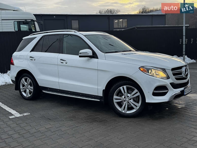 Внедорожник / Кроссовер Mercedes-Benz GLE-Class 2016 в Львове фото 8 Внедорожник / Кроссовер Mercedes-Benz GLE-Class 2016 в Львове