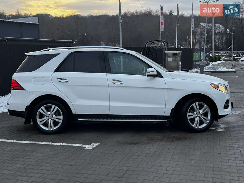 Внедорожник / Кроссовер Mercedes-Benz GLE-Class 2016 в Львове фото 13 Внедорожник / Кроссовер Mercedes-Benz GLE-Class 2016 в Львове