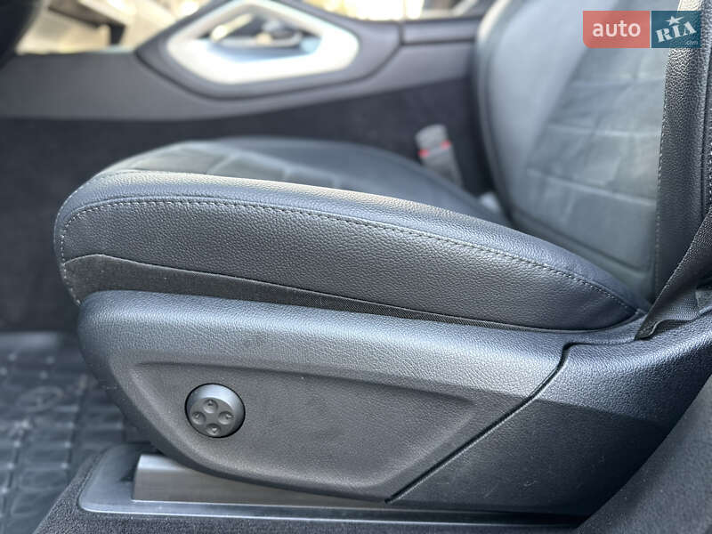 Позашляховик / Кросовер Mercedes-Benz GLE-Class 2019 в Харкові