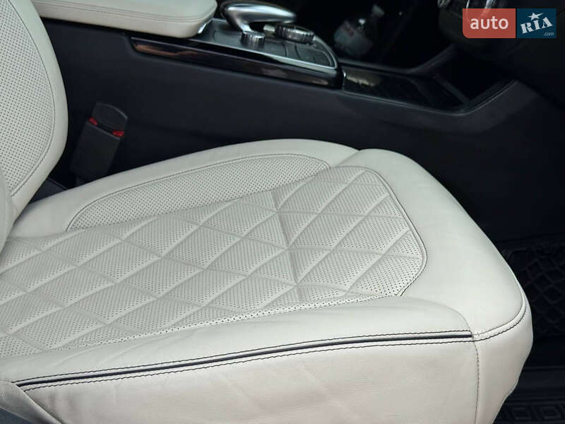 Внедорожник / Кроссовер Mercedes-Benz GLE-Class 2015 в Ровно