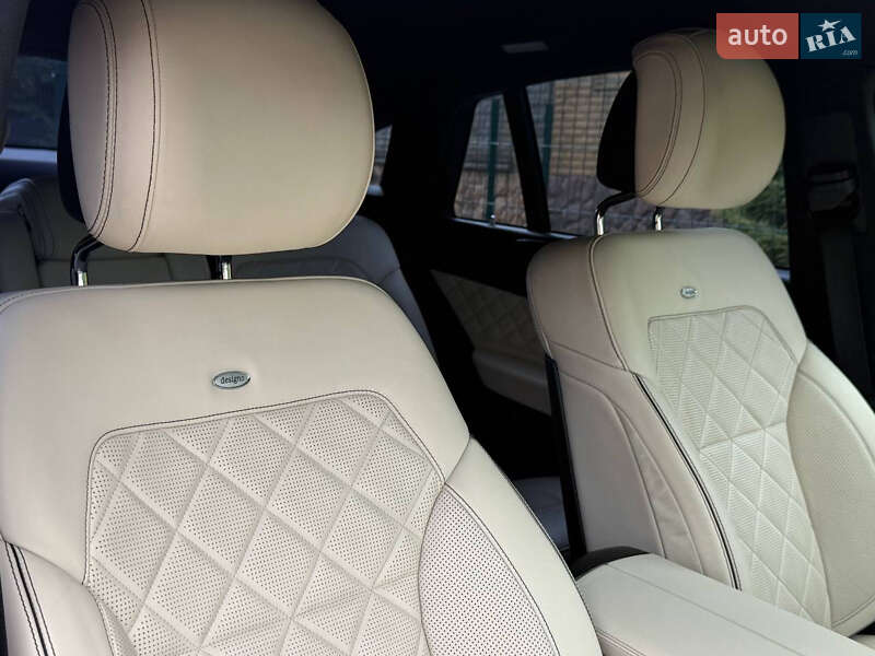 Внедорожник / Кроссовер Mercedes-Benz GLE-Class 2015 в Ровно