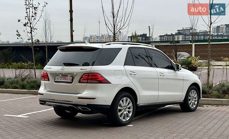 Позашляховик / Кросовер Mercedes-Benz GLE-Class 2017 в Києві фото 10 Позашляховик / Кросовер Mercedes-Benz GLE-Class 2017 в Києві