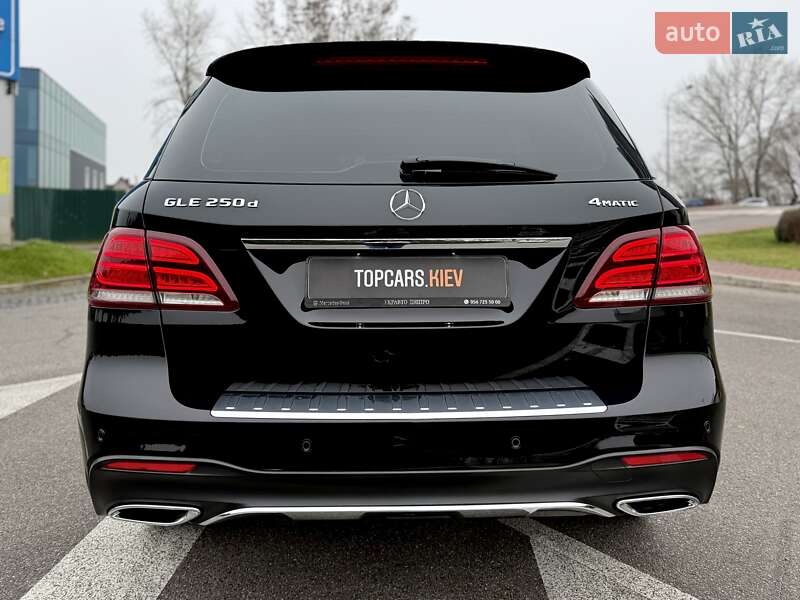 Позашляховик / Кросовер Mercedes-Benz GLE-Class 2017 в Києві фото 14 Позашляховик / Кросовер Mercedes-Benz GLE-Class 2017 в Києві