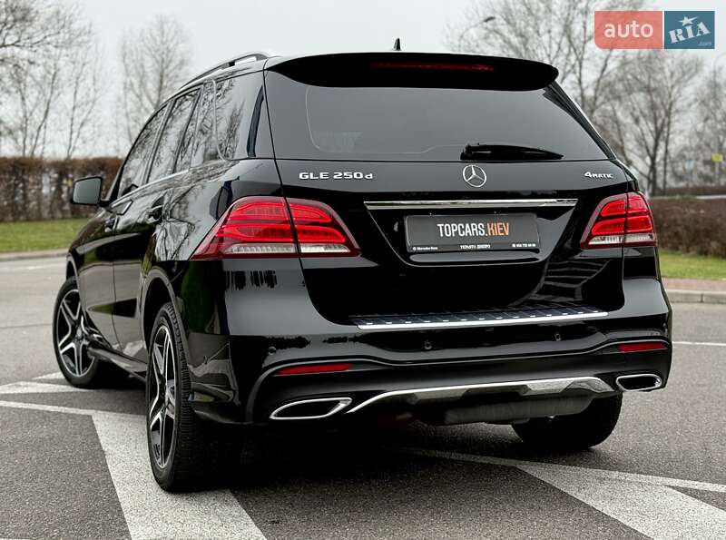 Позашляховик / Кросовер Mercedes-Benz GLE-Class 2017 в Києві фото 13 Позашляховик / Кросовер Mercedes-Benz GLE-Class 2017 в Києві