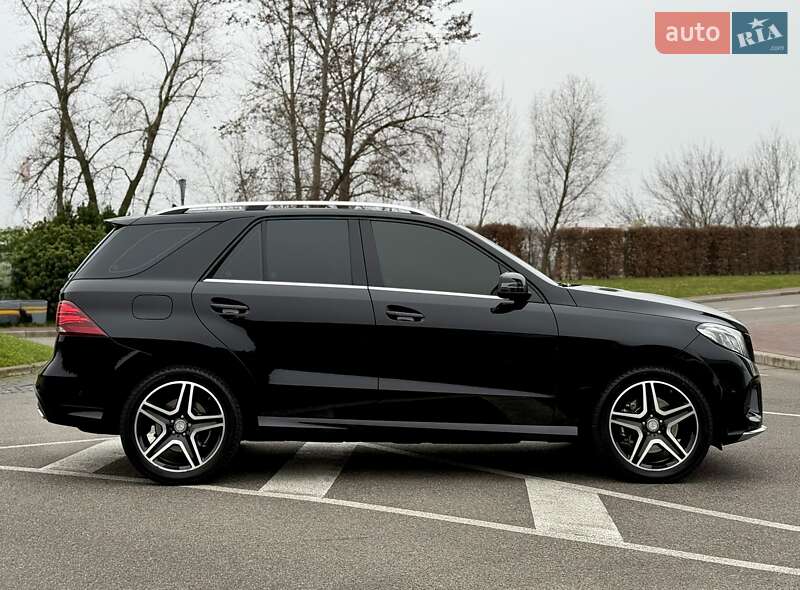 Позашляховик / Кросовер Mercedes-Benz GLE-Class 2017 в Києві фото 20 Позашляховик / Кросовер Mercedes-Benz GLE-Class 2017 в Києві
