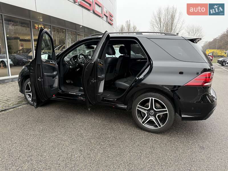 Позашляховик / Кросовер Mercedes-Benz GLE-Class 2017 в Дніпрі