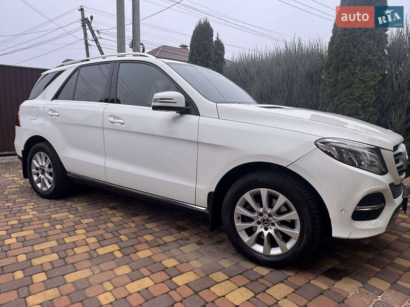 Позашляховик / Кросовер Mercedes-Benz GLE-Class 2017 в Києві фото 4 Позашляховик / Кросовер Mercedes-Benz GLE-Class 2017 в Києві