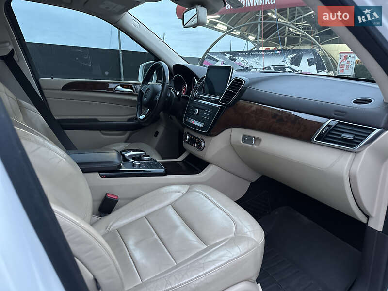 Позашляховик / Кросовер Mercedes-Benz GLE-Class 2015 в Ужгороді