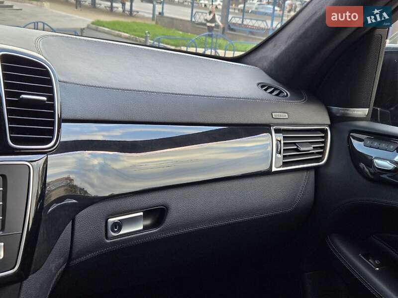 Позашляховик / Кросовер Mercedes-Benz GLE-Class 2017 в Києві