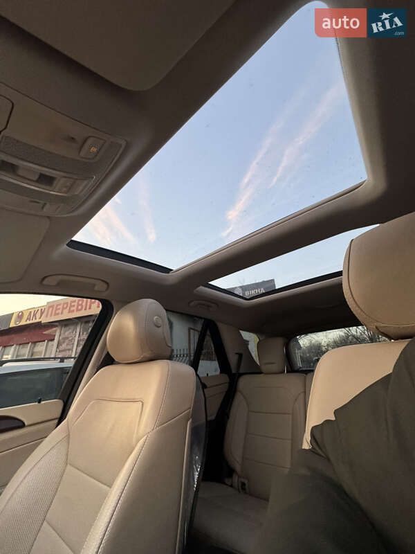 Внедорожник / Кроссовер Mercedes-Benz GLE-Class 2016 в Белой Церкви фото 28 Внедорожник / Кроссовер Mercedes-Benz GLE-Class 2016 в Белой Церкви