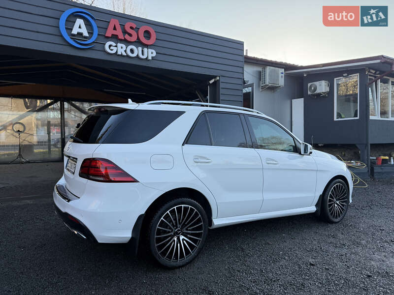 Внедорожник / Кроссовер Mercedes-Benz GLE-Class 2016 в Львове