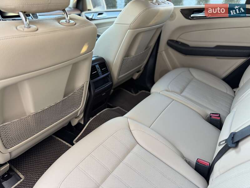 Внедорожник / Кроссовер Mercedes-Benz GLE-Class 2017 в Ровно