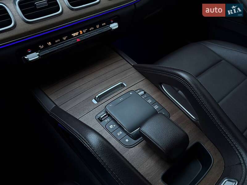 Внедорожник / Кроссовер Mercedes-Benz GLE-Class 2019 в Киеве