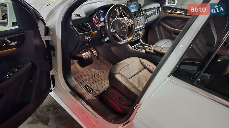 Позашляховик / Кросовер Mercedes-Benz GLE-Class 2017 в Дніпрі