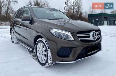 Внедорожник / Кроссовер Mercedes-Benz GLE-Class 2015 в Киеве
