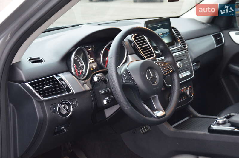 Внедорожник / Кроссовер Mercedes-Benz GLE-Class 2016 в Харькове