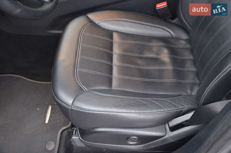 Внедорожник / Кроссовер Mercedes-Benz GLE-Class 2016 в Харькове