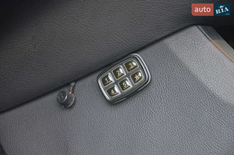 Внедорожник / Кроссовер Mercedes-Benz GLE-Class 2016 в Харькове