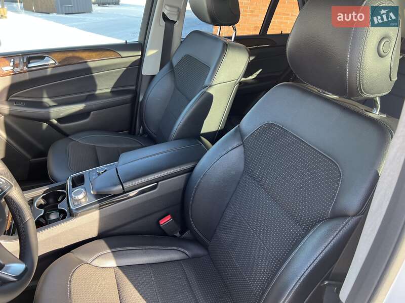 Внедорожник / Кроссовер Mercedes-Benz GLE-Class 2016 в Киеве фото 10 Внедорожник / Кроссовер Mercedes-Benz GLE-Class 2016 в Киеве