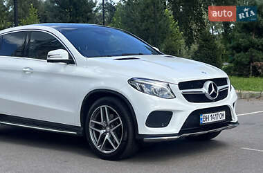 Позашляховик / Кросовер Mercedes-Benz GLE-Class 2016 в Києві