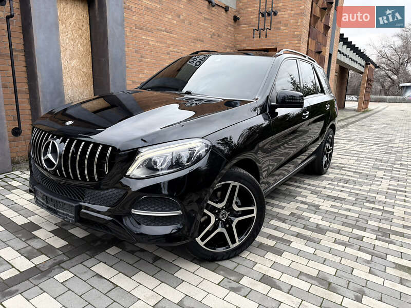 Mercedes-Benz GLE-Class 2015