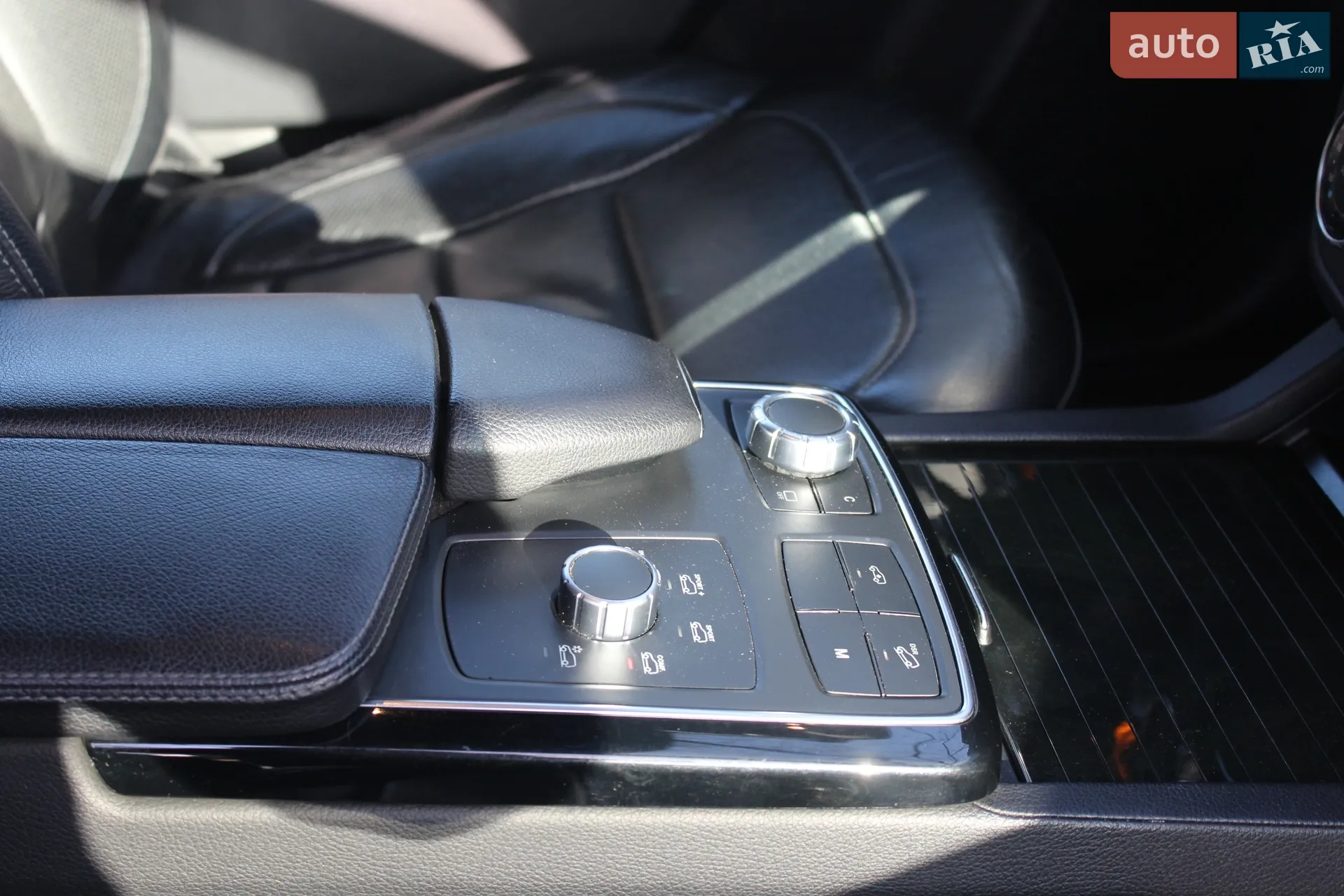 2017 Mercedes-Benz GLE - мініатюра 7