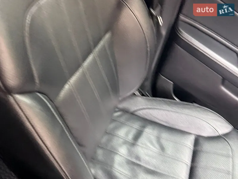 Mercedes-Benz GLE-Class 2016 VIN 4JGDA5HB4GA735324 фото оголошення 29 з 78
